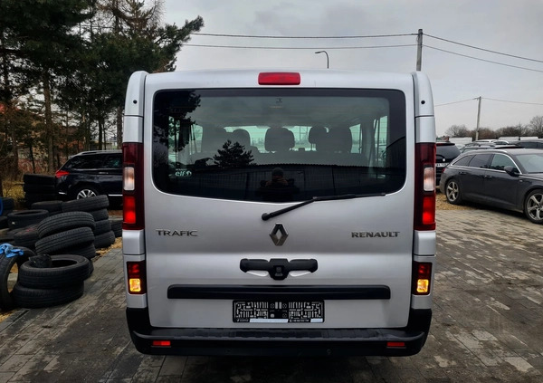 Renault Trafic cena 62999 przebieg: 235263, rok produkcji 2015 z Ogrodzieniec małe 466
